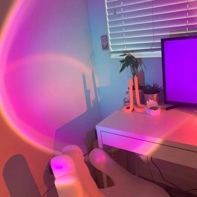 Φωτιστικό Sunset Projector Lamp με 4 Χρώματα - Ηλιοβασίλεμα στο Δωμάτιό σου